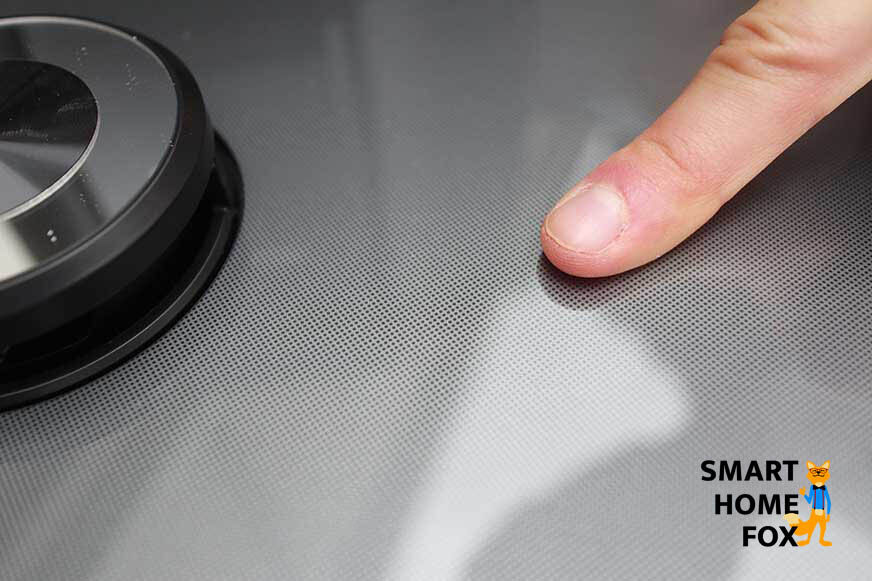 Ein Fingerabdruck auf der Oberfläche des Proscenic M8 PRO wird hinterlassen